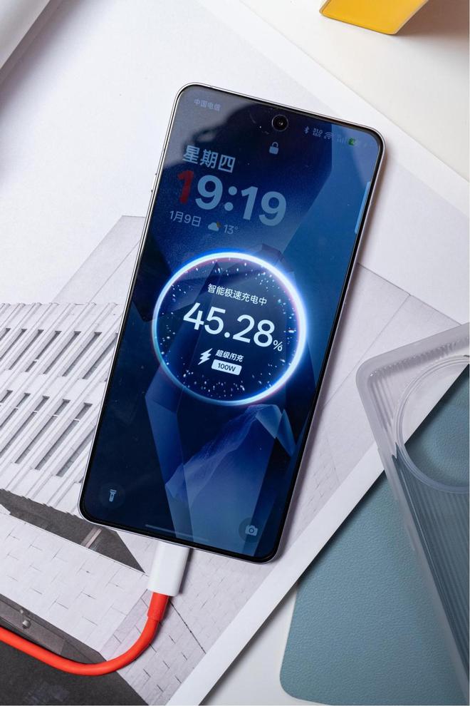 0 Pro：国补当下性价比直屏手机该怎么选爱游戏体育一加Ace 5 Pro与红米K8(图24)