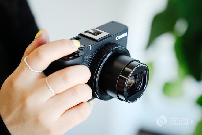 机 佳能PowerShot V1上手爱游戏平台画质更好还十分轻便的随身(图7)