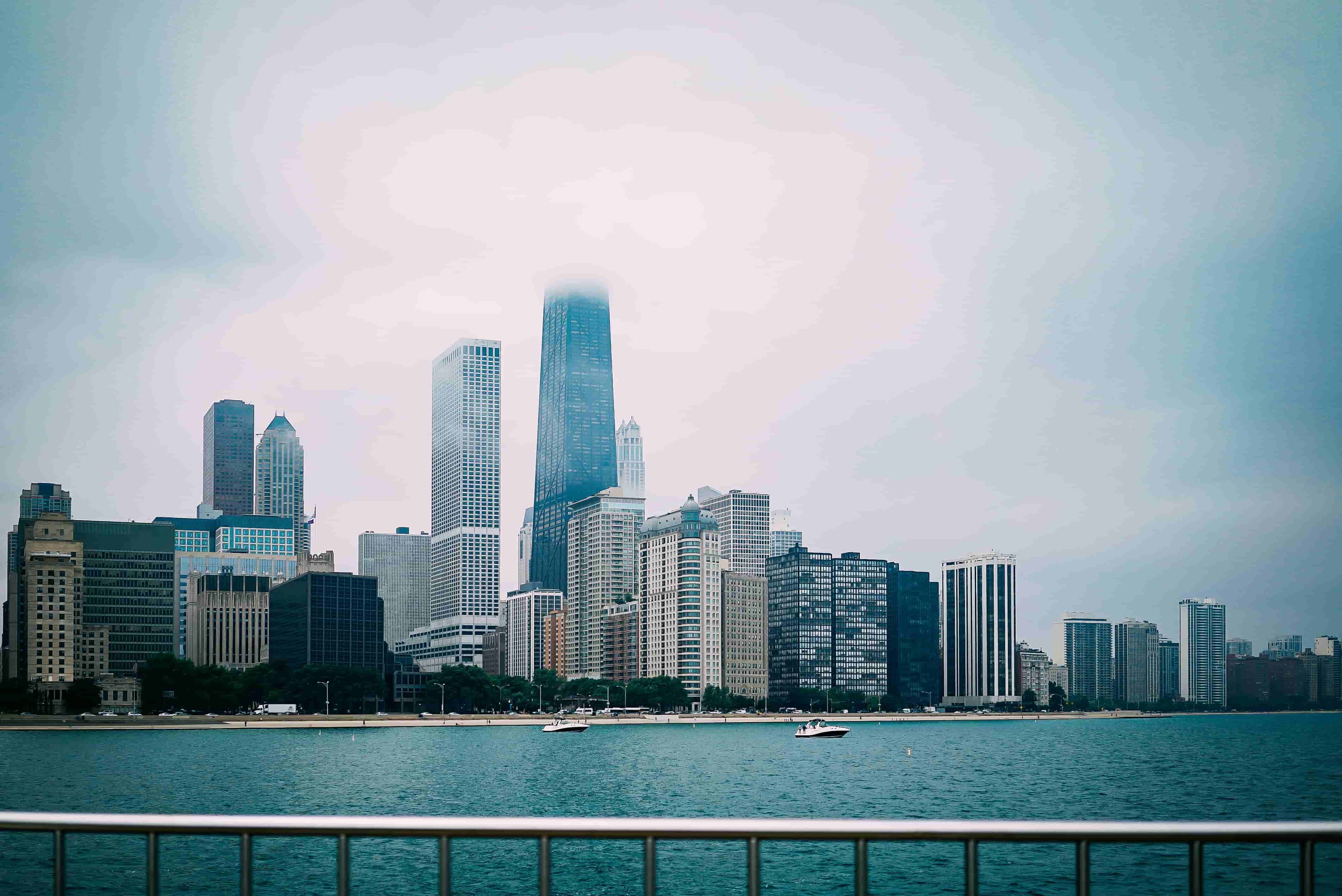 南：场景需求与品牌解析爱游戏app手机选购指(图1)